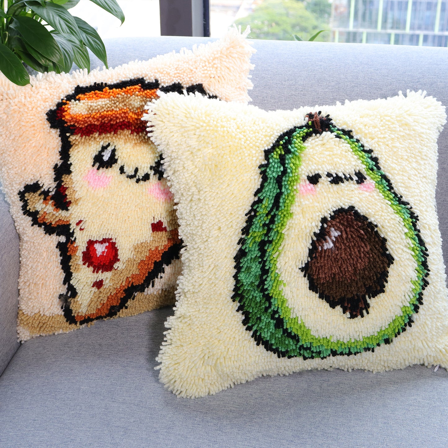 Avo-Hug – Avocado Latch Hook Pillow Cover DIY Kit