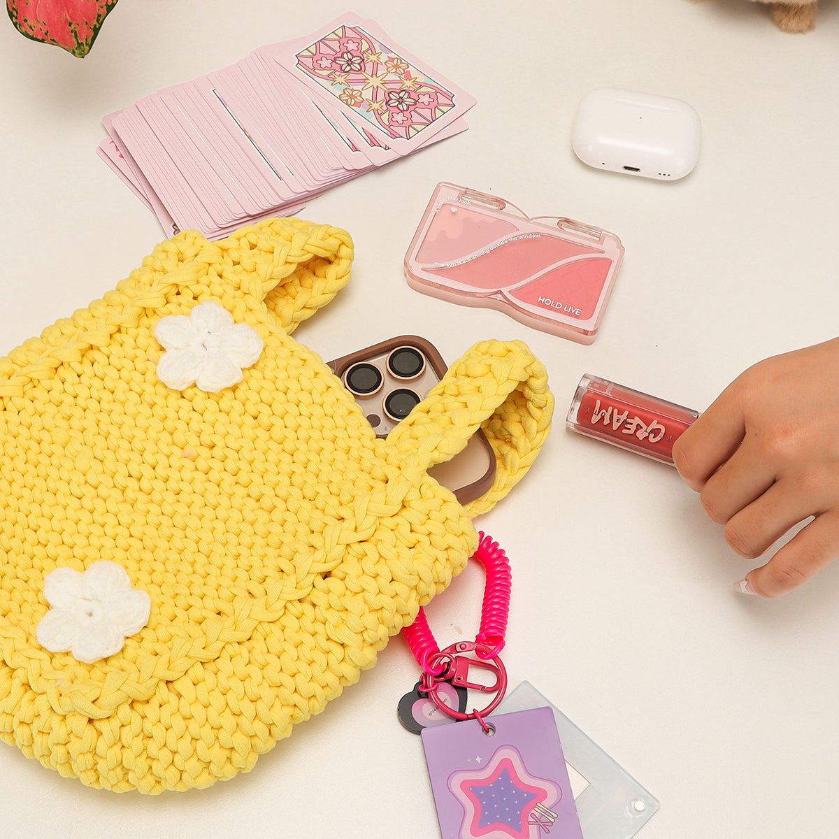 Ivory Petals - Woven Handbag DIY Kit - Yellow