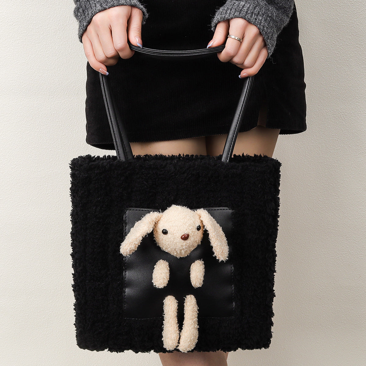 Fluffy Bunny - Woven Handbag DIY Kit - Black