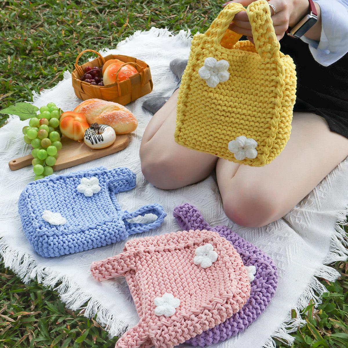 Ivory Petals - Woven Handbag DIY Kit - Yellow